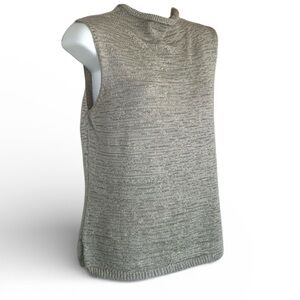 C&E pale sage green woven sweater, sleeveless. L